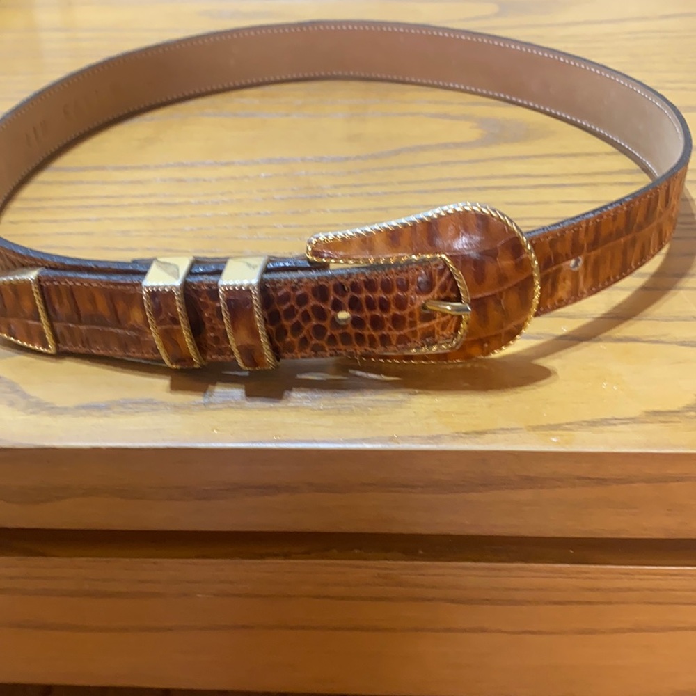 Ladies belt